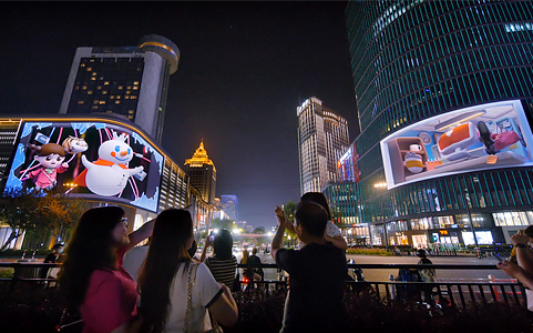 天猫618杭州武林广场裸眼3D双屏互动